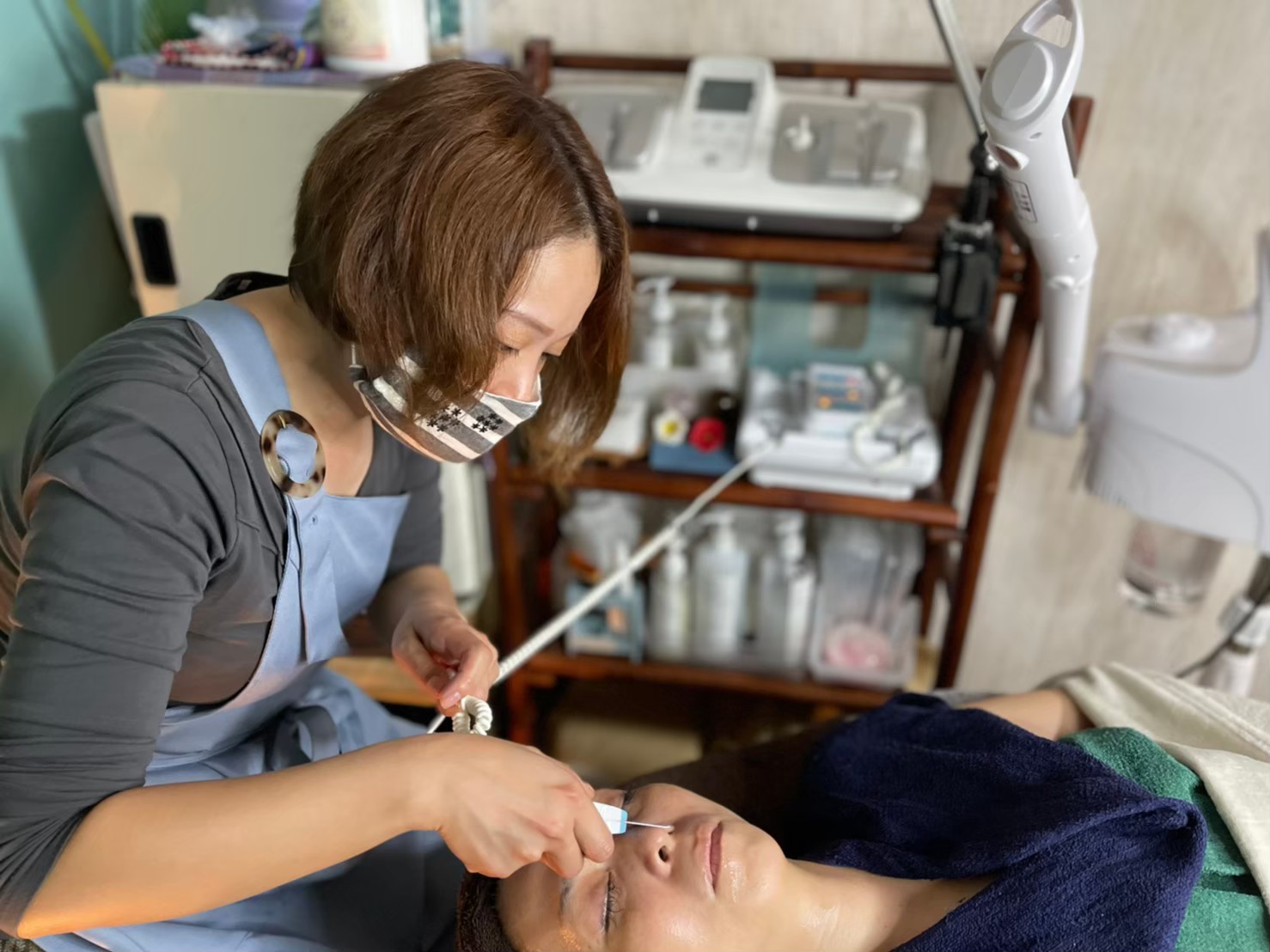 Chu-ra（チューラ）で今日の肌を確認しながら行うサロンケア